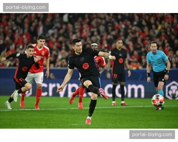 莱万因累计黄牌停赛，将错过下轮对阵瓦伦西亚的关键战役